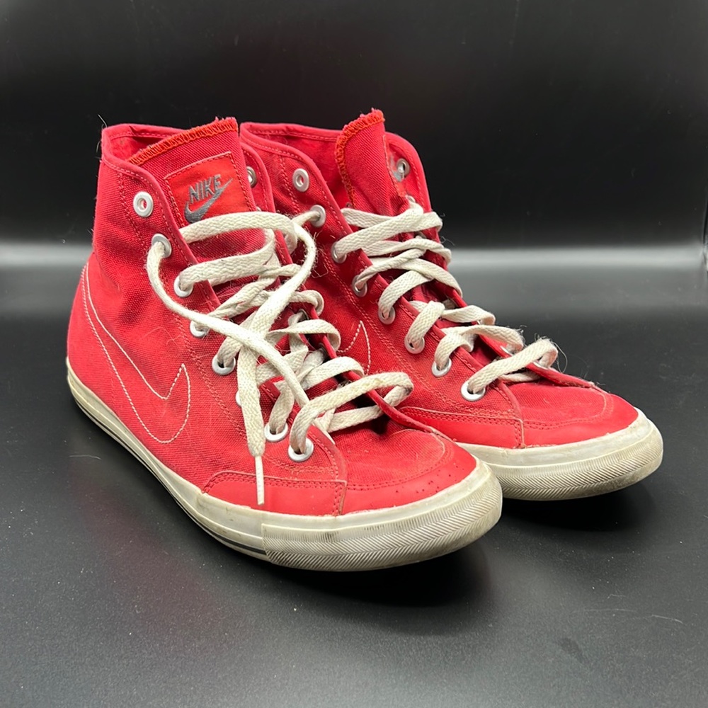 Nike men shoes sz9.5 red canvas blazers